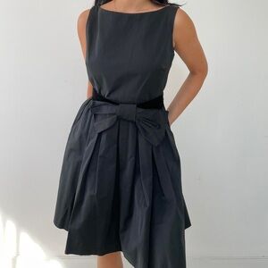 Max Mara Black Sleeveless Dress with Seams - US 6